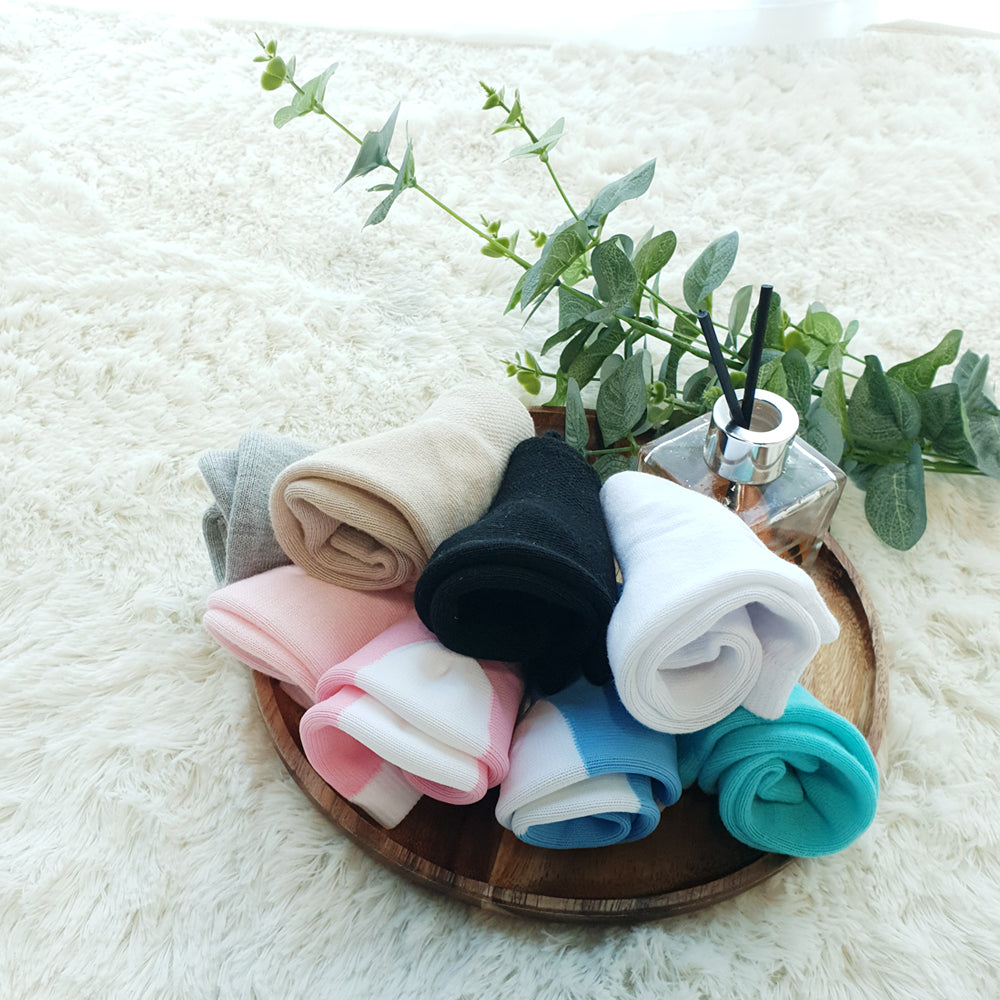 Moisturizing Gel Heel Socks for Men and Women - Open Toe Soft Silicon Sock for Dry Cracked Feet
